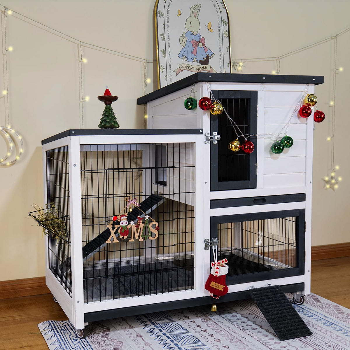 White Indoor Outdoor Rabbit Hutch with Tray B55367