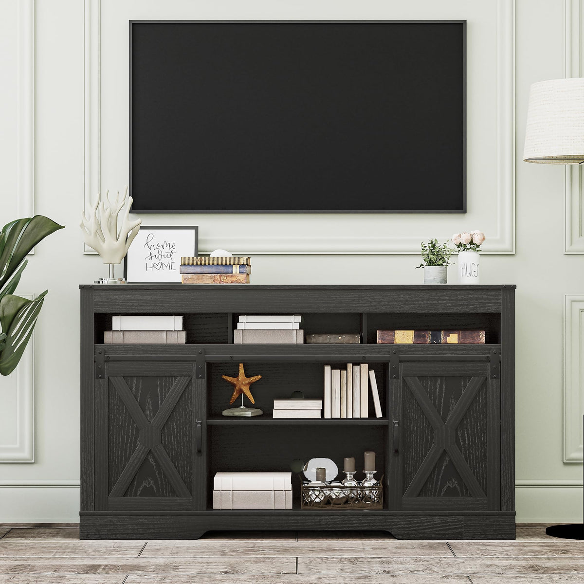 Farmhouse TV Stand Q19364